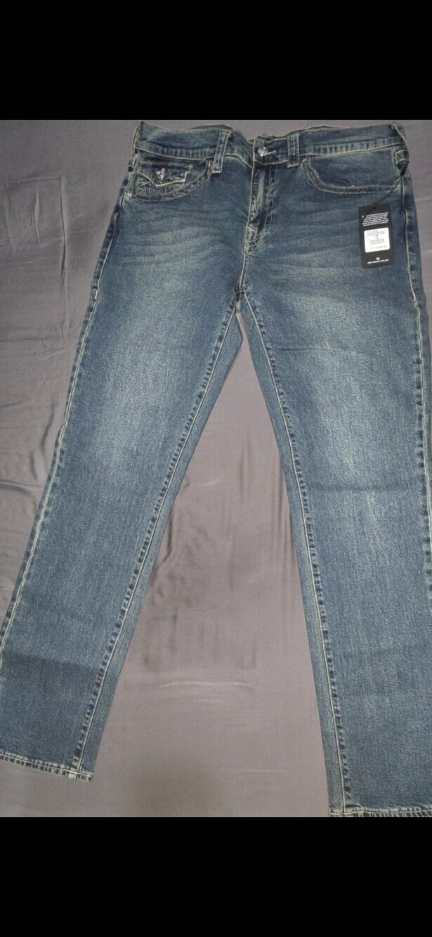 NWT True Religion Men's Geno Slim Fit Straight Jeans Size 36x32 Sku 162 NWT